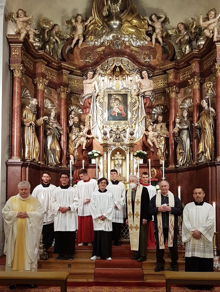 Ministranten Ostern 2021 mit Pater Peter Berger,P.Josef Wenzl,P.Alois Gaßner,Mesn. Günther Lenz
